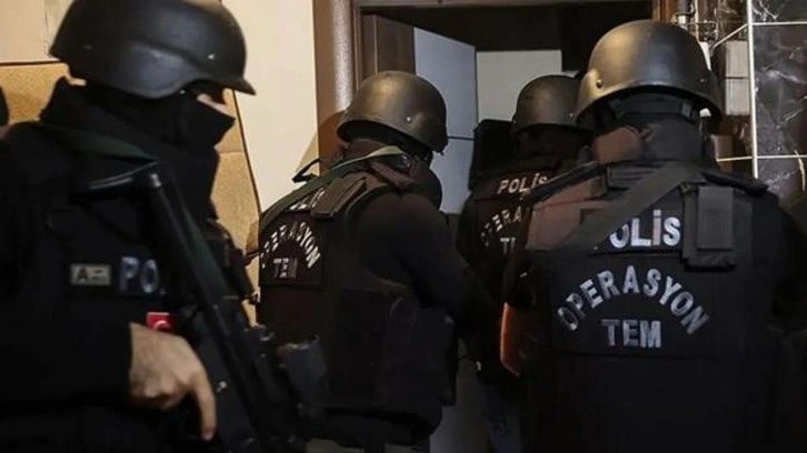 Önceki dalgalarda kimlerin adı geçmişti?