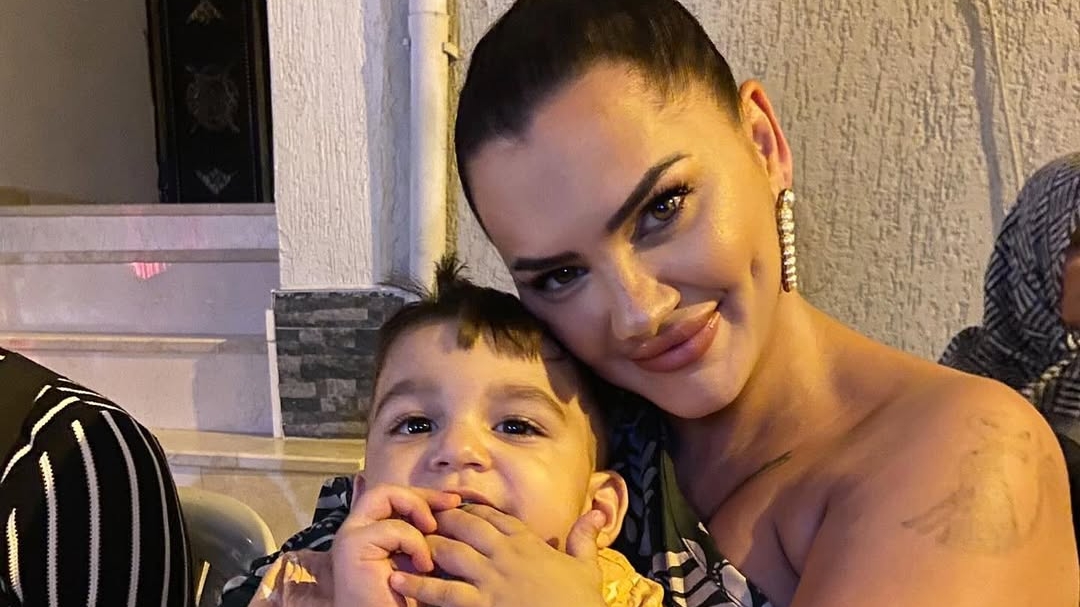 Ayça Ekin Beğen bambaşka biri oldu! Kısmetse Olur’un unutulmaz ismi son haliyle olay yarattı 9 Ayça Ekin Beğen kimdir?