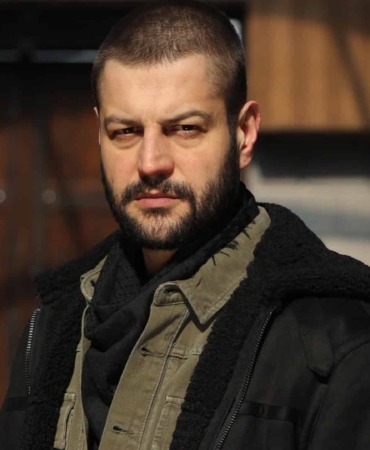Serhat Teoman Kimdir?
