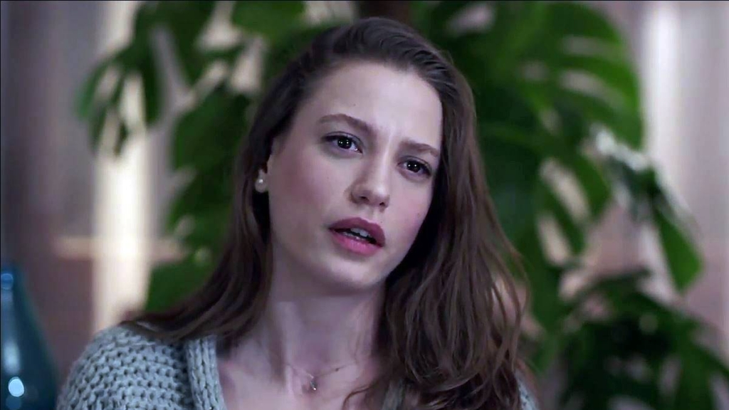 Serenay Sarıkaya neden bağımsız sinemayı tercih etti?
