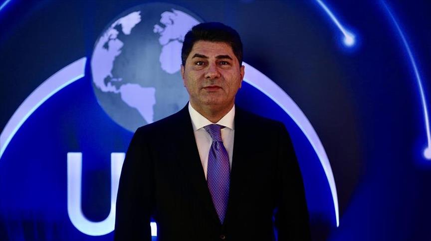 Hakan Safi hangi eğitimleri aldı?