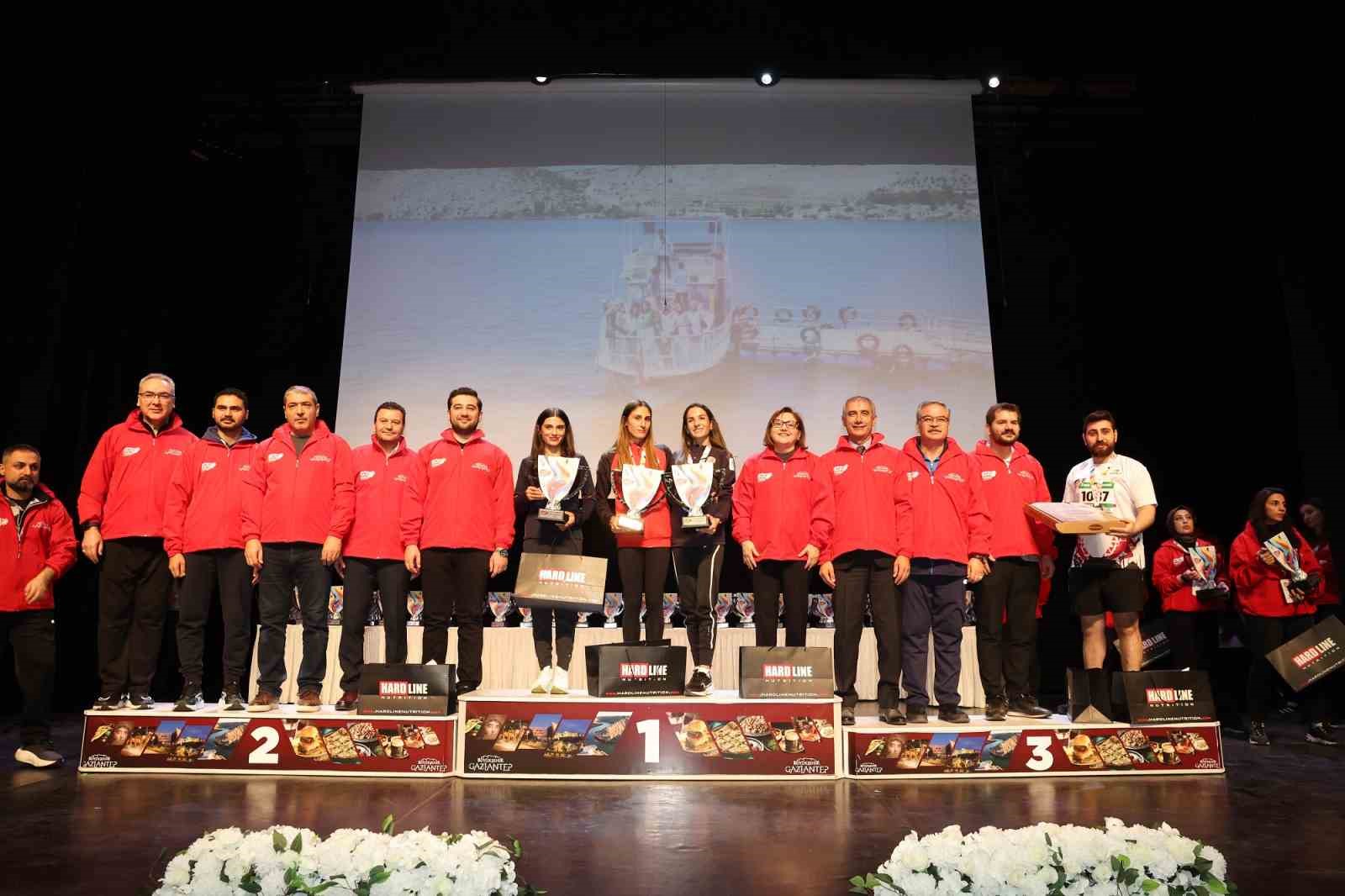 7 gazi yari maratonunda oduller sahiplerini buldu 1