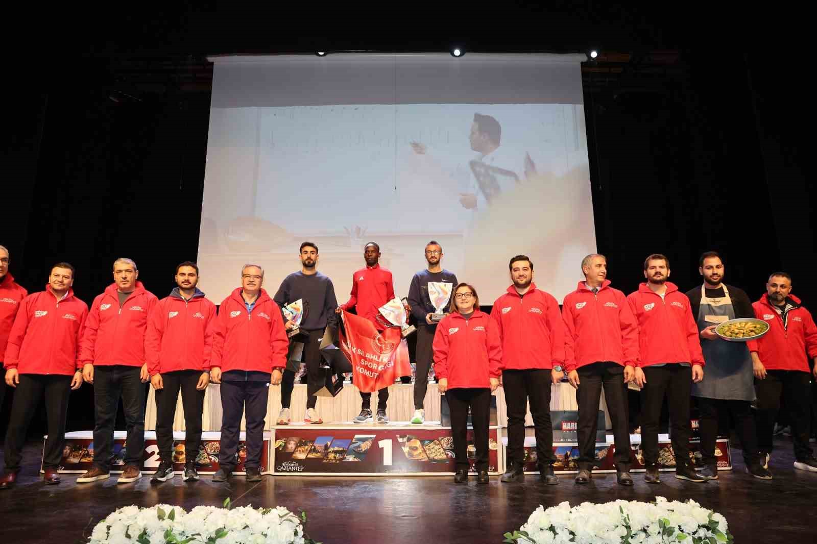 7 gazi yari maratonunda oduller sahiplerini buldu 3