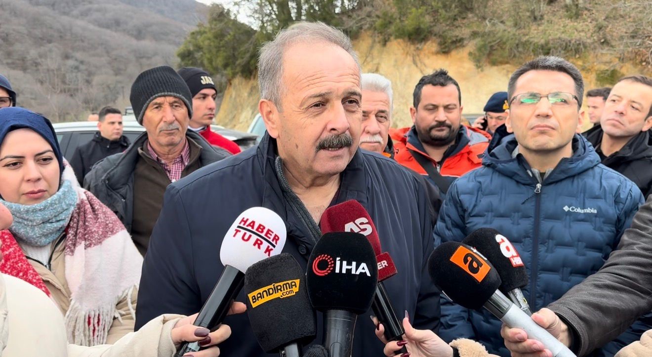 7 gun kapidagda umut nobeti suruyor 1 S8WqjaO4