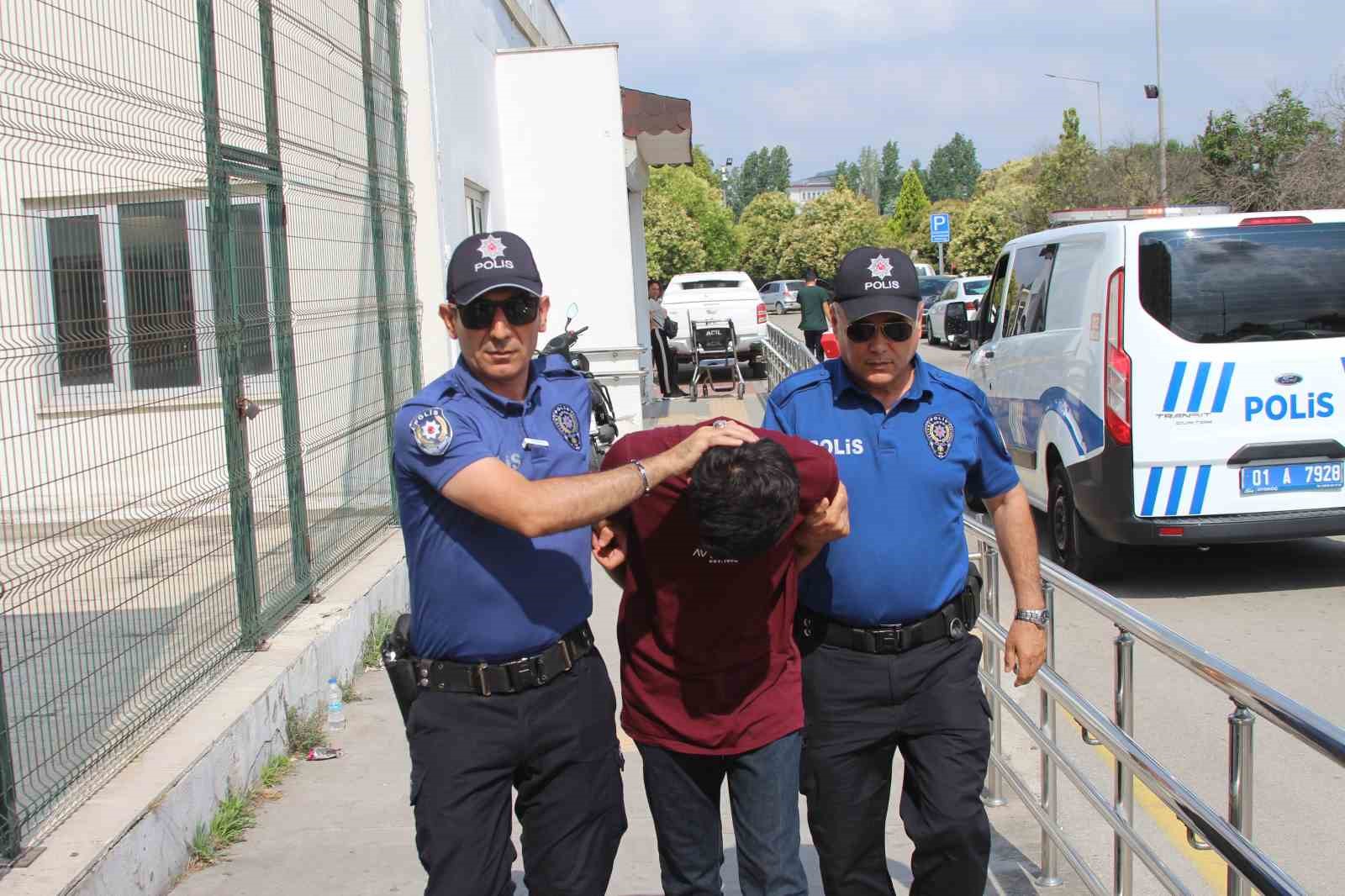 7 kişinin yaralandığı dolmuş kazasındaki şoför: "Kız arkadaşımla sorun yaşamıştım" 4 7 kisinin yaralandigi dolmus kazasindaki sofor kiz arkadasimla sorun yasamistim 0 sachRwIp