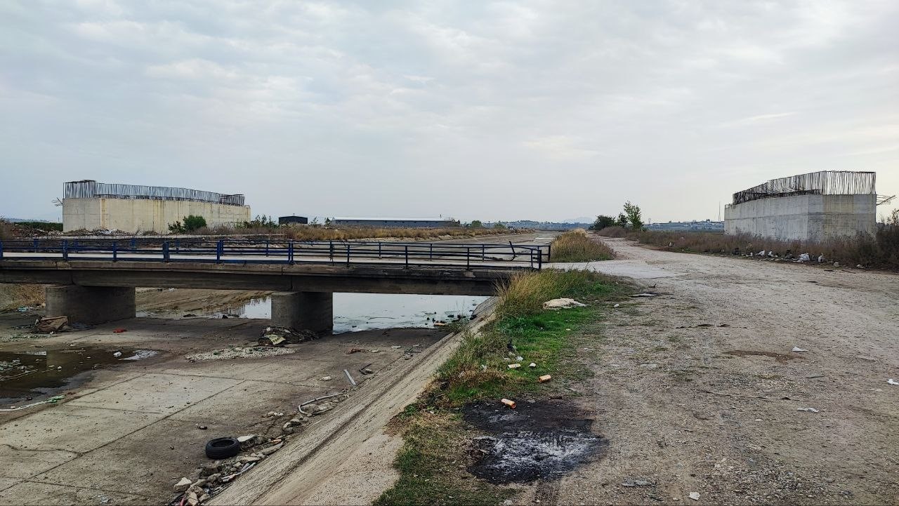 7 yildir bitmeyen yolun kopru ayaklari samanliga dondu 5 fQtDAmkV