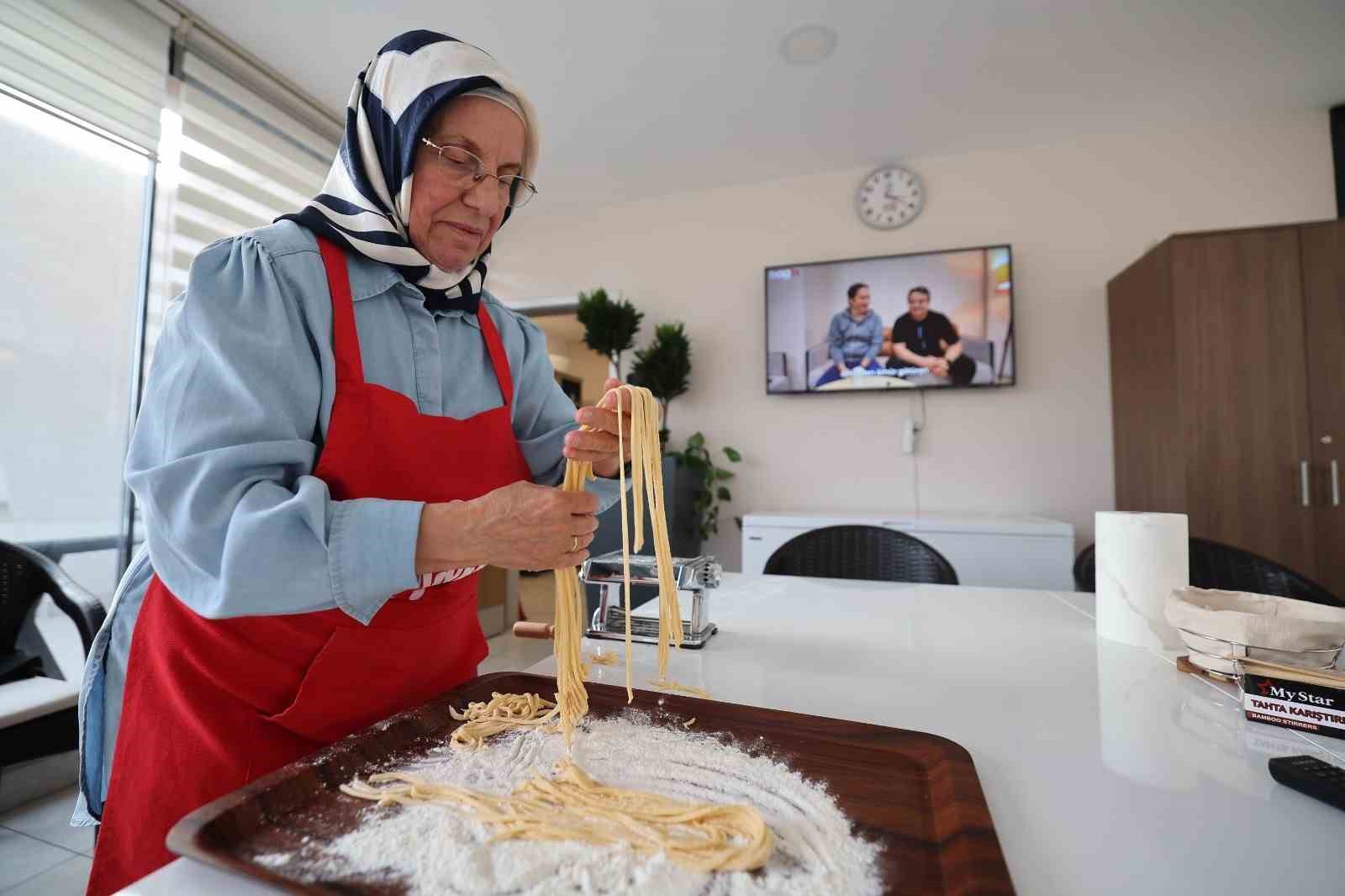 70 yasinda italyan mutfagi hayali gercek oldu 1 vkN2EXbF