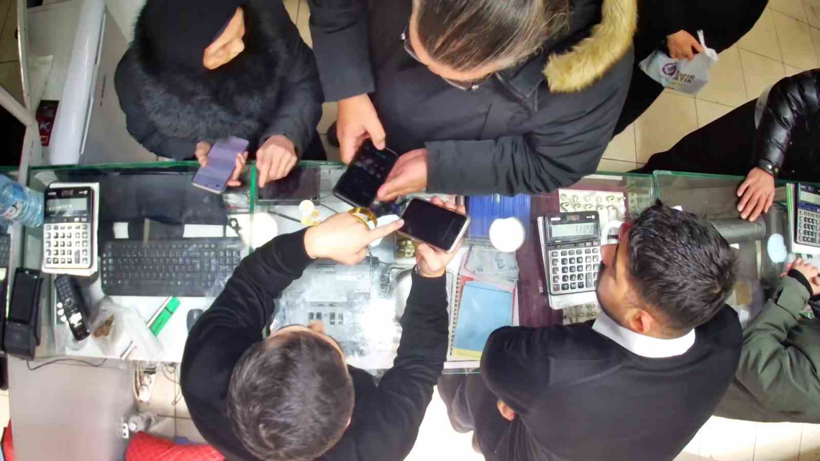 700 bin liralik vurgunu dikkatli esnaf onledi 1