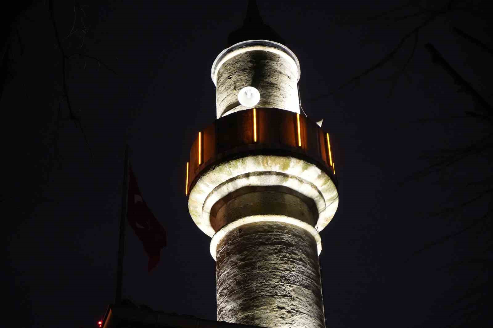 700 yillik camide ilk teravih namazi kilindi 7 fzg2nglA