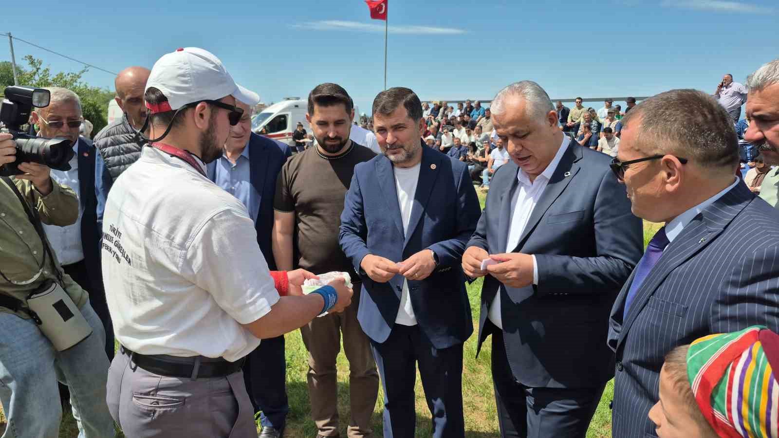 700 yillik gures geleneginde pehlivanlar ve aga adaylari kiyasiya yaristi 5 Ecn868mz
