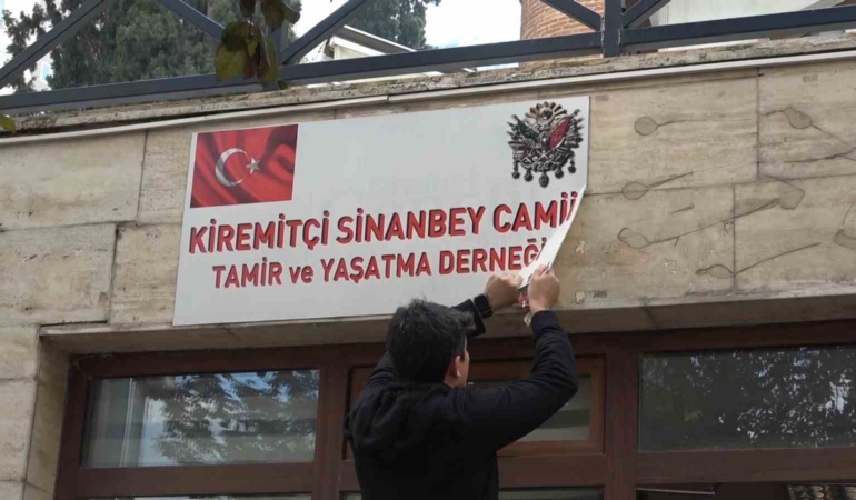 71-yillik-cami-dernegi-tahliye-edildi-hukuki-surec-baslatildi-qXeninW7.jpg