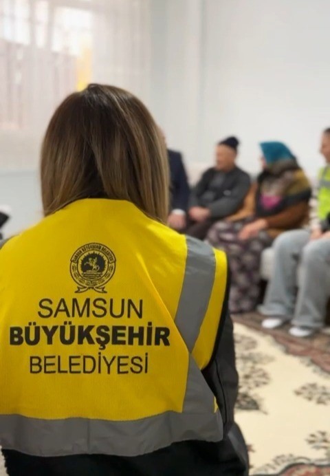74 yasinda ilk defa dogum gunu kutladi 1 QdUJRmUq
