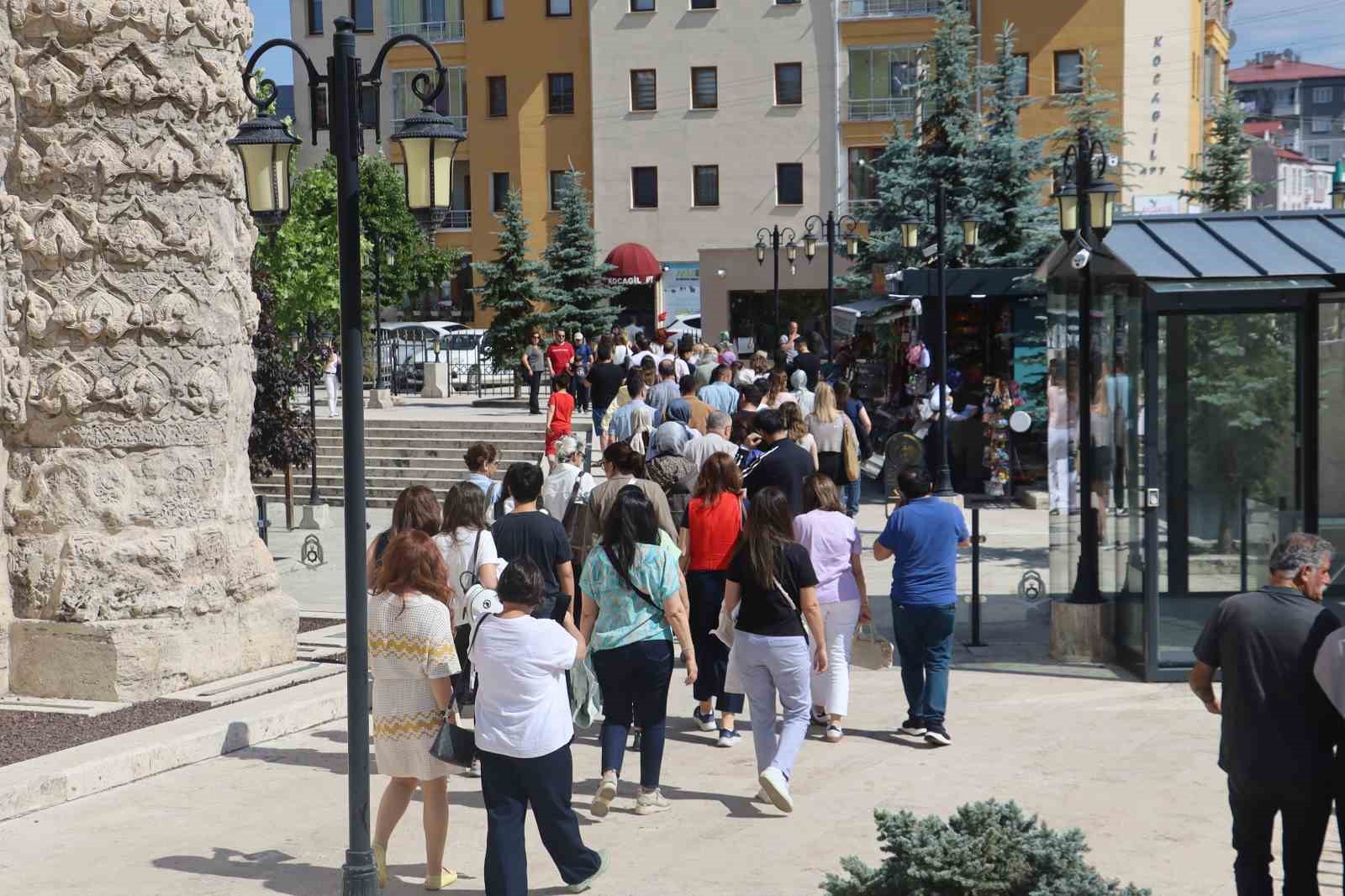 752 yillik selcuklu mirasina hafta sonu yogun ilgi 0