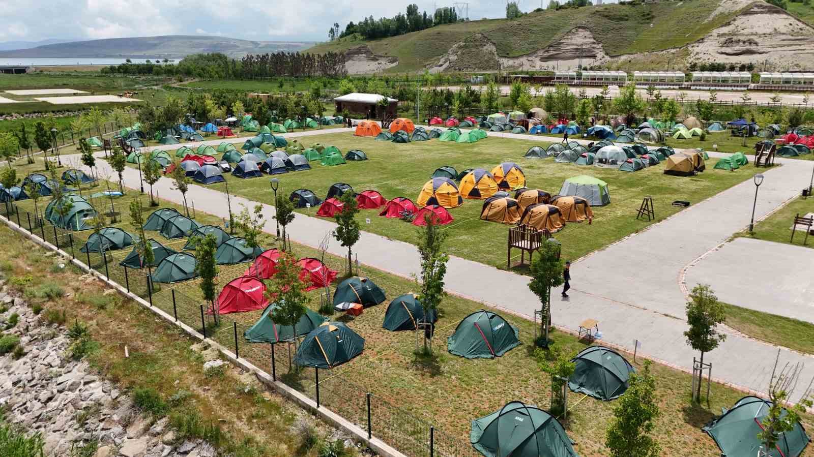 76 ilin katıldığı AFAD’ın tematik kampı Ahlat’ta başladı 6 76 ilin katildigi afadin tematik kampi ahlatta basladi 2 WyNqiLkt