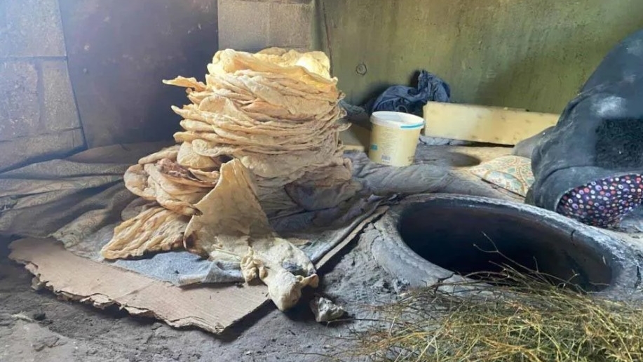  geleneksel tandır ekmeği pişirme 