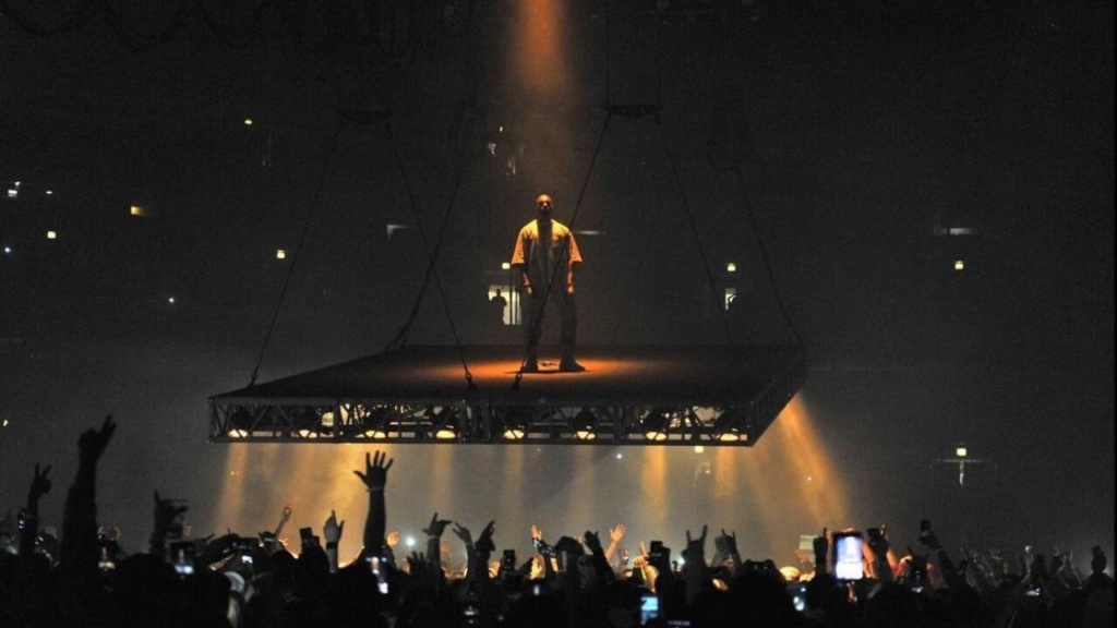 Kanye West Türkiye Konseri Açıklandı! 11 Yıl Sonra İstanbul’da Sahne Alacak 9 8 15
