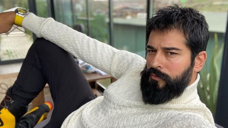 Burak Özçivit Sosyal Medya Paylaşımıyla Ne Mesaj Verdi?