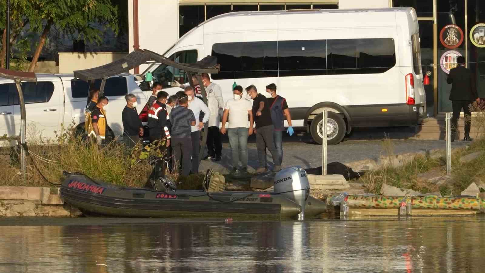 80 kiloluk tasa baglanip kizilirmaka atilmisti 6 sanigin yargilamasina devam edildi 0 DGR597Bm