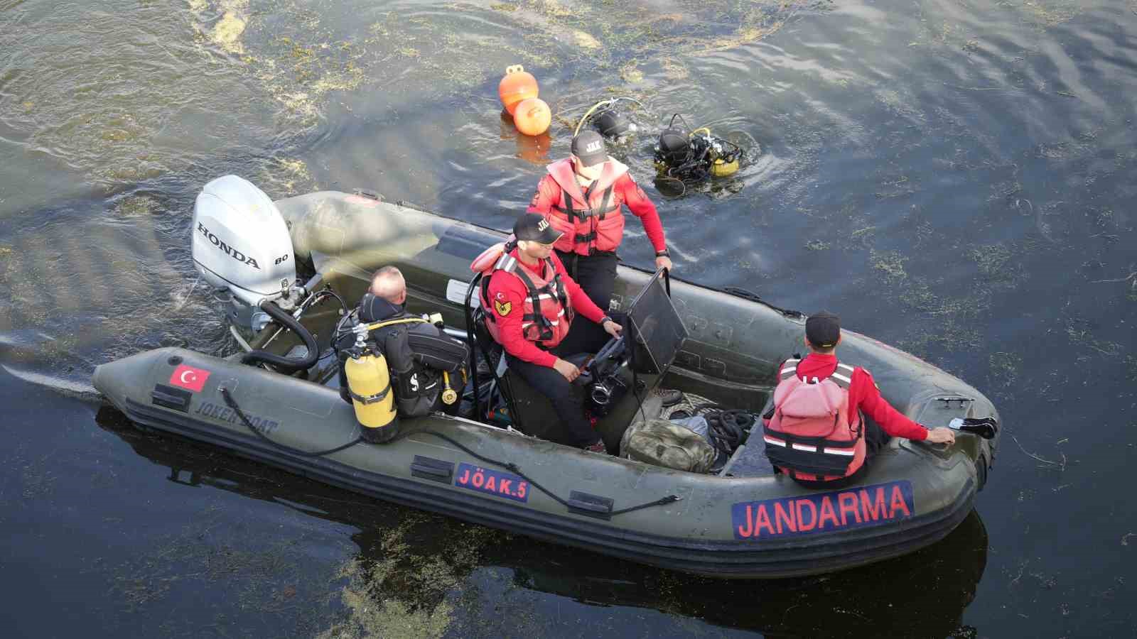 80 kiloluk tasa baglanip kizilirmaka atilmisti 6 sanigin yargilamasina devam edildi 1 MqkHgXAH
