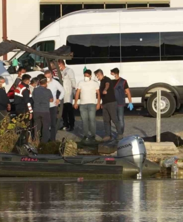 80-kiloluk-tasa-baglanip-kizilirmaka-atilmisti-6-sanigin-yargilamasina-devam-edildi-CxzzrQcU.jpg