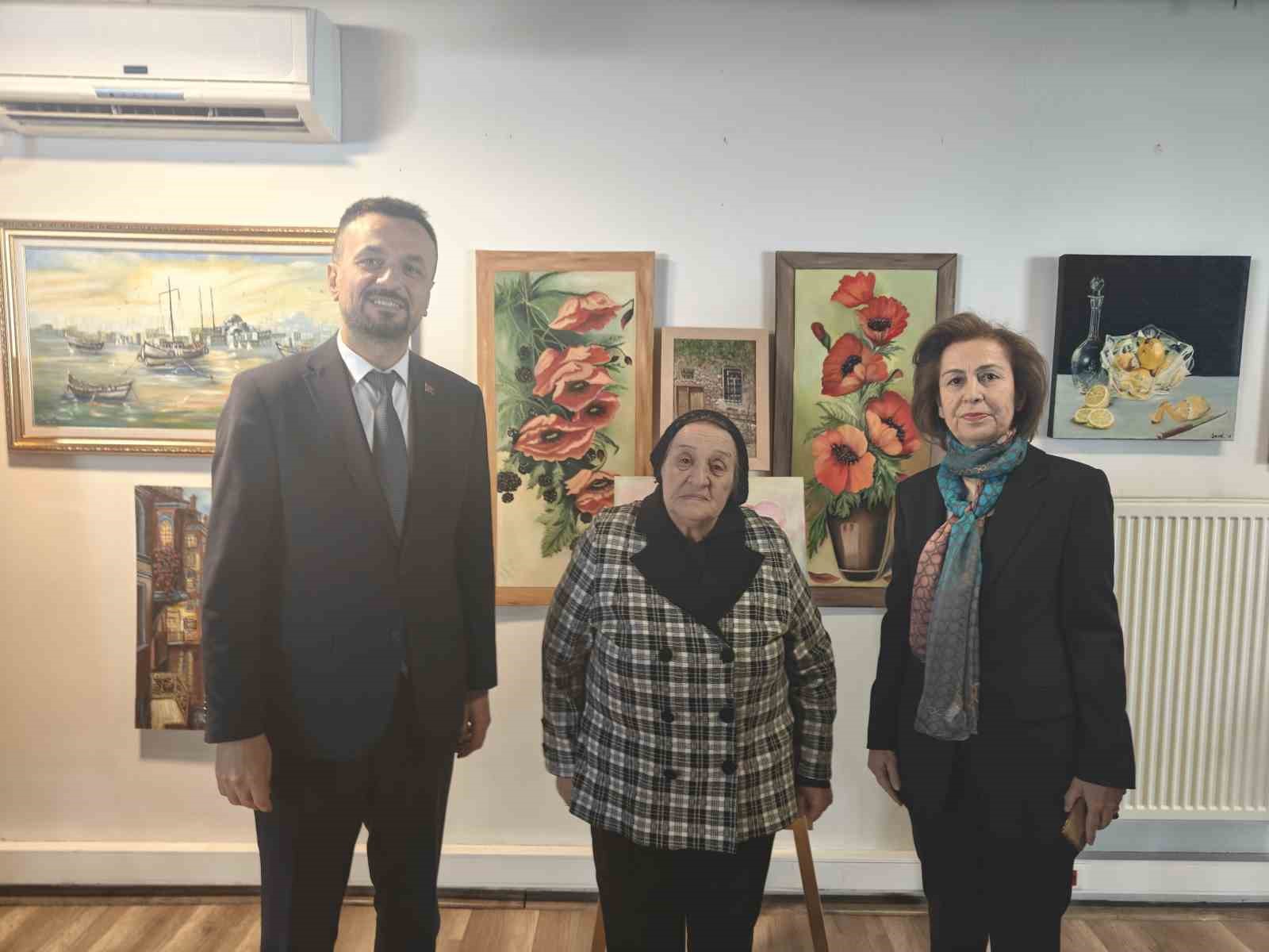 80 yasinda 25 yillik sanat sevgisini surduruyor 1 Y3Yuqa5a