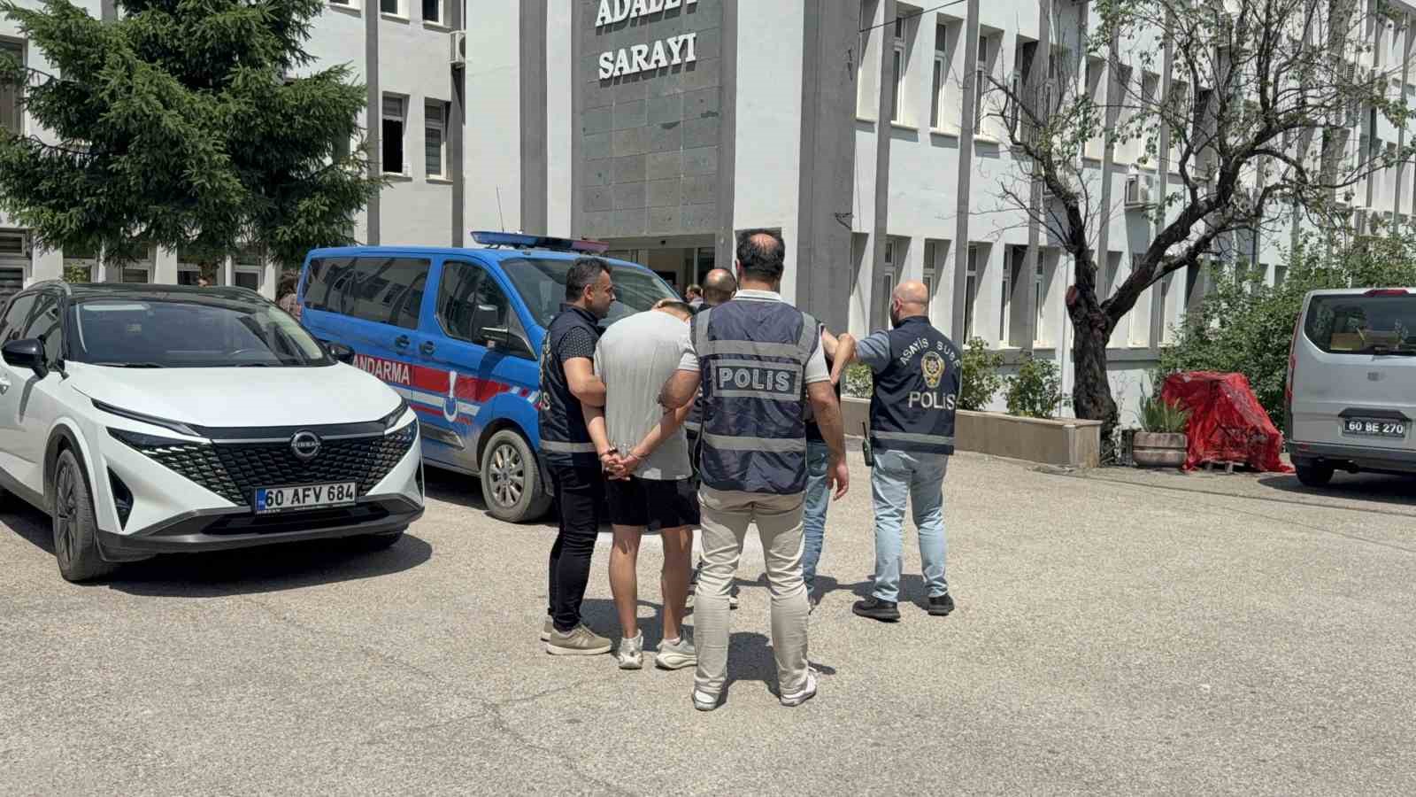 800 kilometrelik vurgun planını polis çözdü 5 800 kilometrelik vurgun planini polis cozdu 1 d2qJOKGs