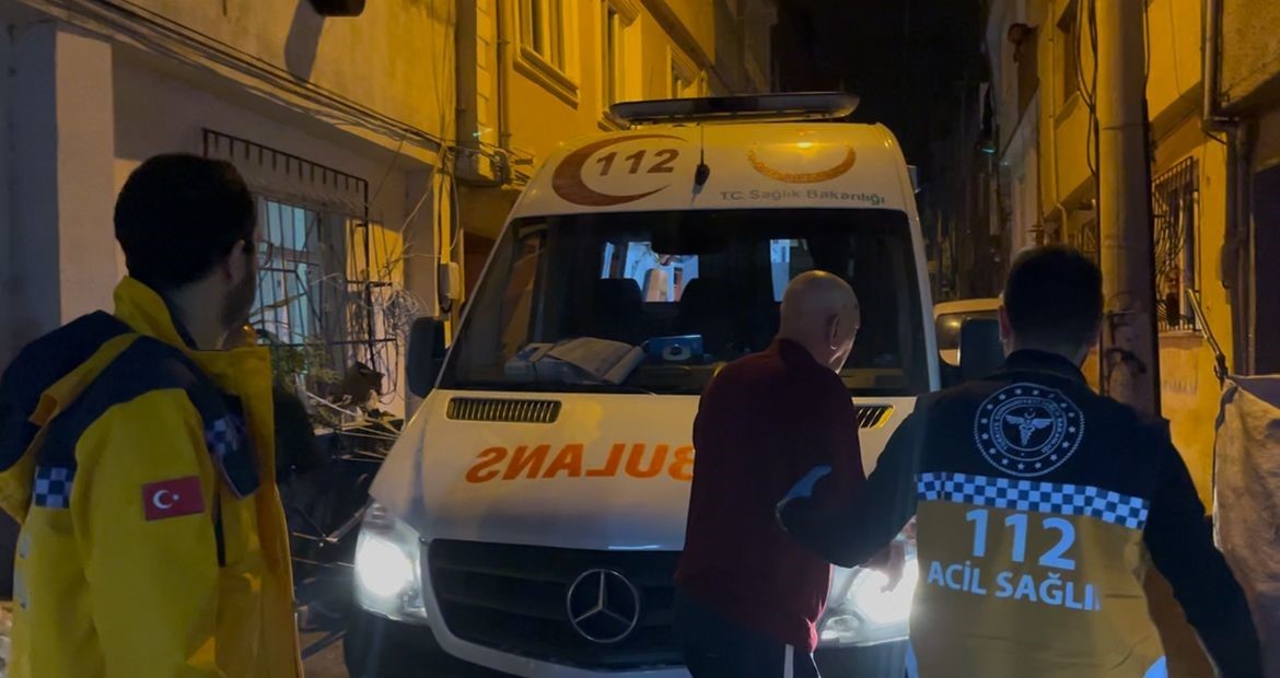 80’lik vatandaşların içki gecesi hastanede bitti 5 80lik vatandaslarin icki gecesi hastanede bitti 1