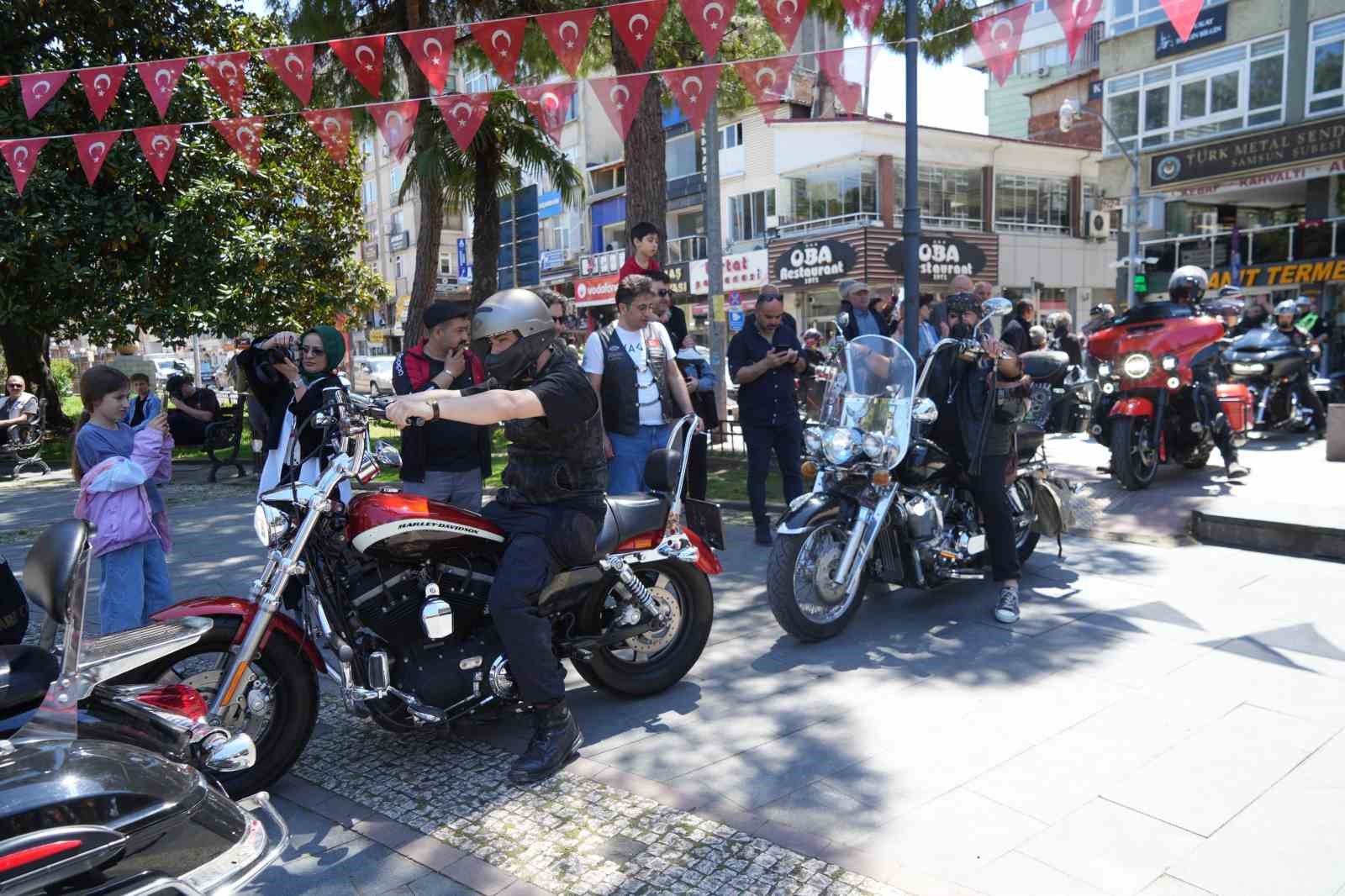 81 ilden chopper motosikletciler samsunda bulustu 6 FH4NcXA6