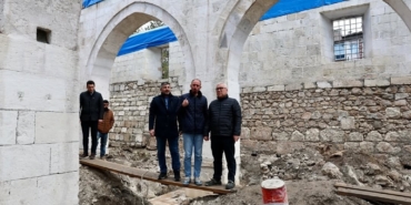 833-yillik-tarihi-caminin-restorasyonu-titizlikle-devam-ediyor-jZ6aNmnd.jpg