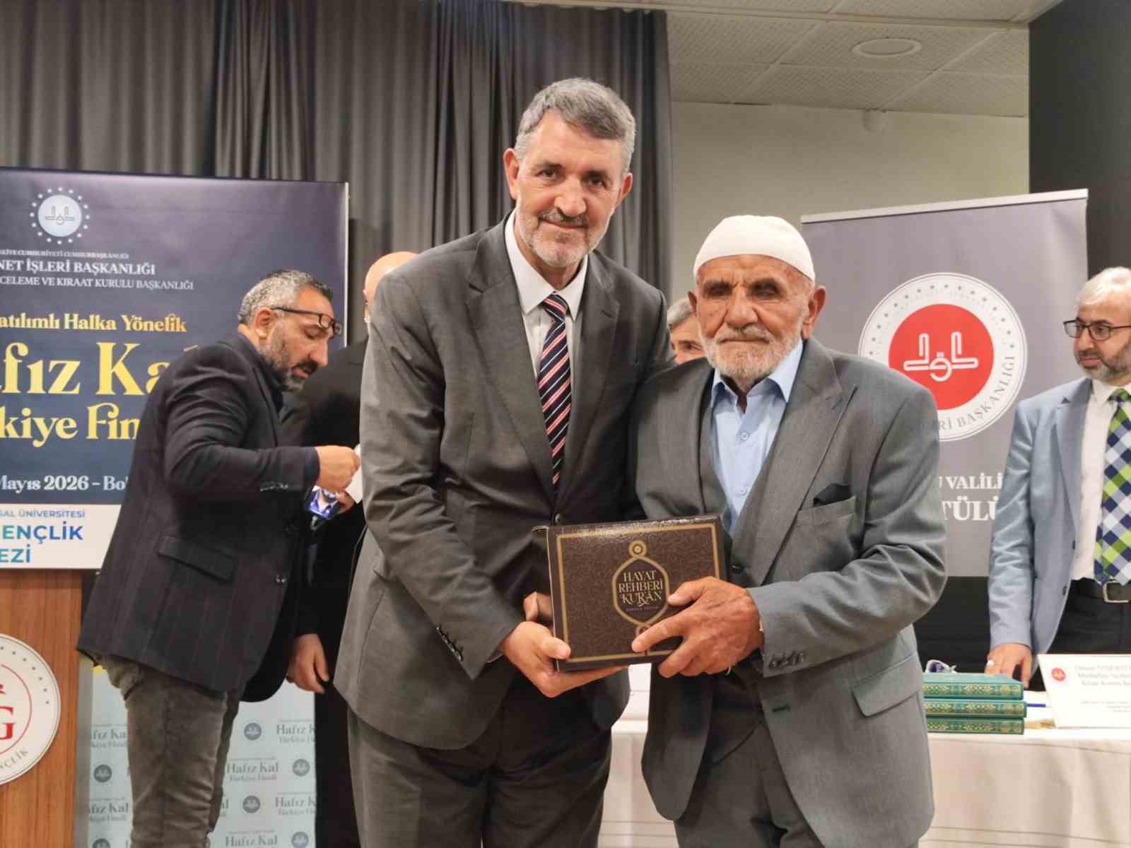 87 yaşında hafız oldu 5 87 yasinda hafiz oldu 1 O9FQ1PBk
