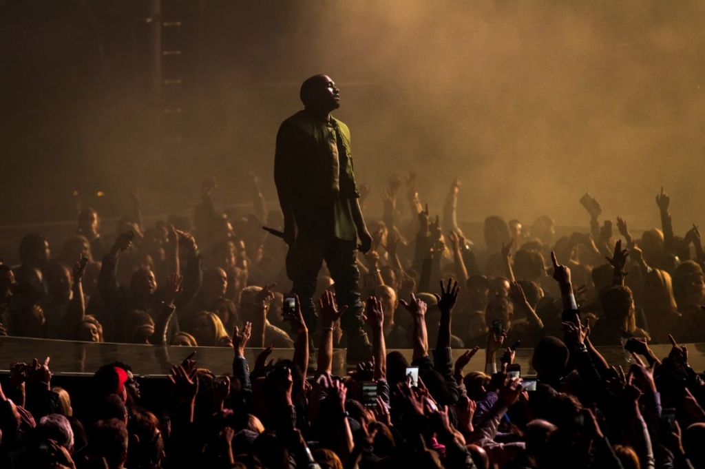 Kanye West Türkiye Konseri Açıklandı! 11 Yıl Sonra İstanbul’da Sahne Alacak 10 9 21