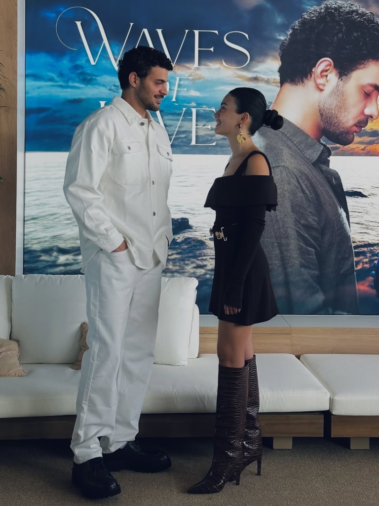 Özge Yağız’dan “kupalı” ayrılık mesajı! Partneri Halit Özgür Sarı iddiası ortalığı karıştırdı 5 9 39