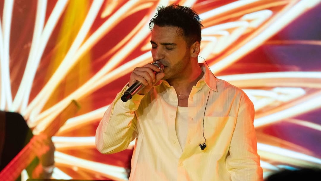 Emre Kaya Müzik Kariyerinde Hangi Başarılara İmza Attı?