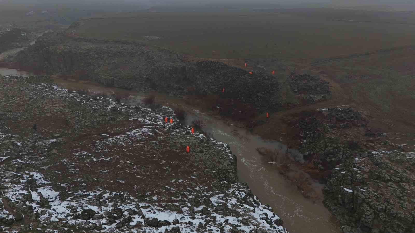 9 gündür kayıp olan kadının eşi Şeyhmus Kılıç: "Hepimizin psikolojisi bozuldu" 11 9 gundur kayip olan kadinin esi seyhmus kilic hepimizin psikolojisi bozuldu 7 KyaJnH1I