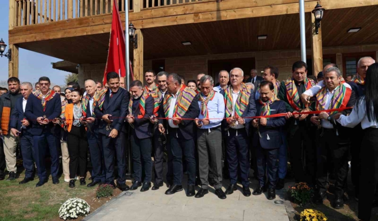 9-ismet-atli-karakucak-gures-festivali-dev-tesis-acilisiyla-basladi-8U6NDSQP.jpg