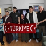90-yasindaki-sehit-annesini-duygulandiran-hareket-xE63iXgL.jpg