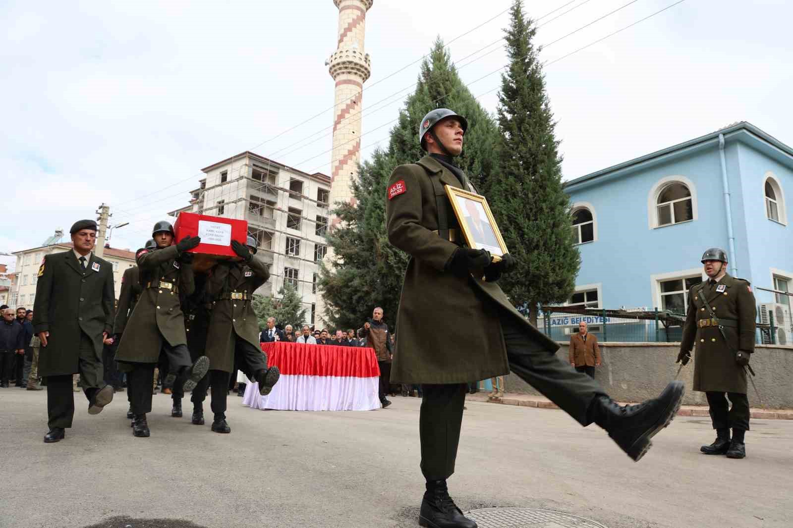 95 yasindaki kore gazisi duzenlenen torenle son yolculuguna ugurlandi 1 vTRB7v4S