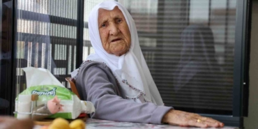 97-yasindaki-done-toygar-boyle-bir-ihanet-gormedim-l8sJGPUd.jpg