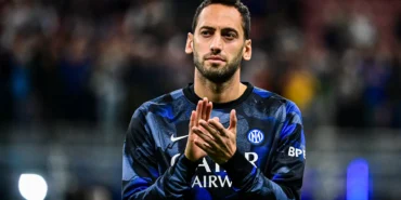 Hakan Calhanoglu Inter.jpg (1)
