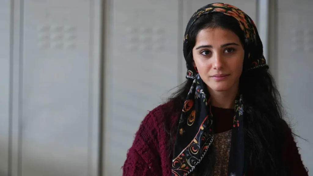 Helin Kandemir Kimdir, Nerelidir? Genç Yıldız Helin Kandemir Kimin Kızı ve Sevgilisi Kim? 5 Helin Kandemir