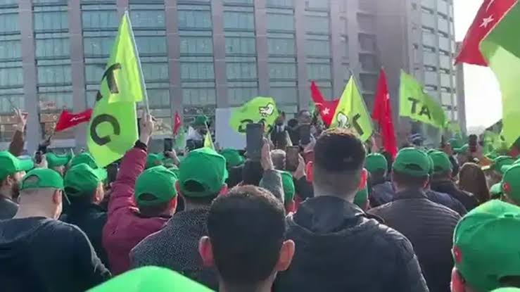 Taksiciler ve Martı TAG Arasındaki Hukuki Savaşta Kritik Gün: Duruşma Bugüne Ertelenmişti! 5 Martı tag