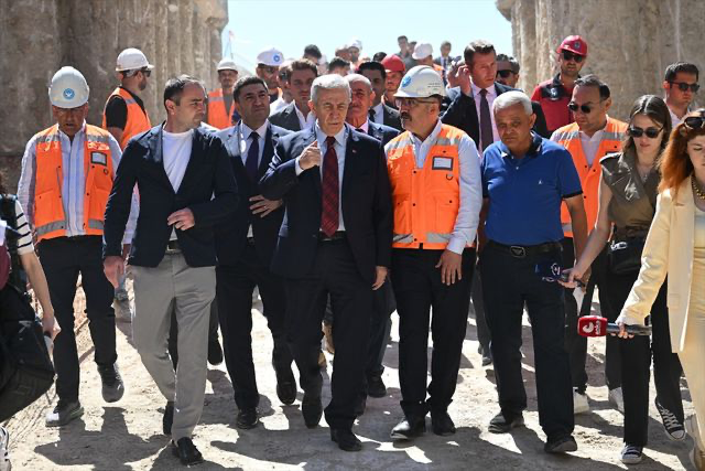 Mansur yavaş