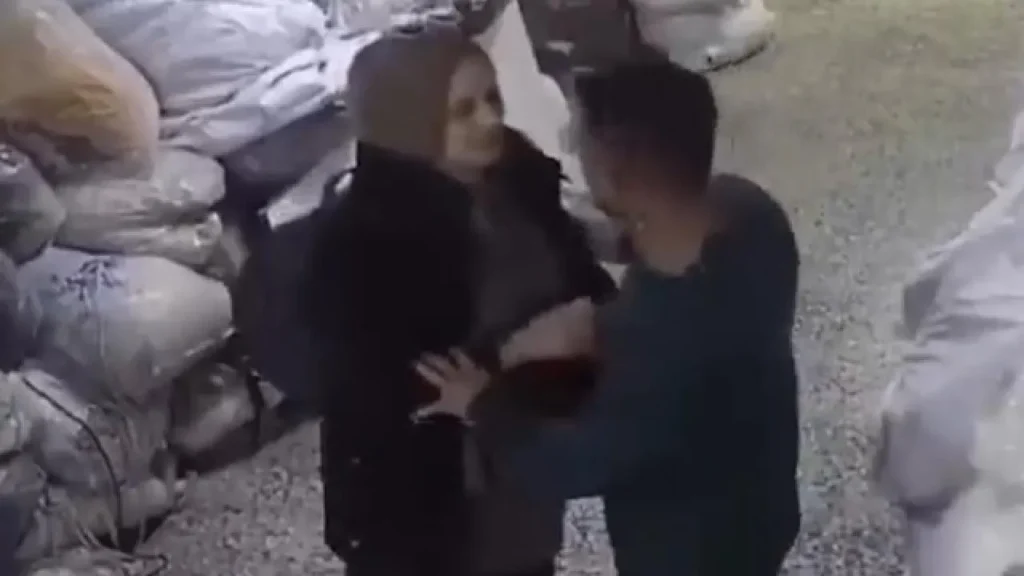 "Kolonya Satıyorum" Diyerek İlçe İlçe Gezmiş: İstanbul’u Mesken Tutan Seri Tacizci Kadın Esnafı Canından Bezdirdi! 5 IMG 0537