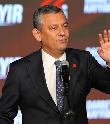 Özgür Özel