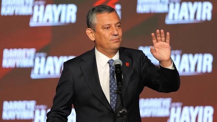 Özgür Özel