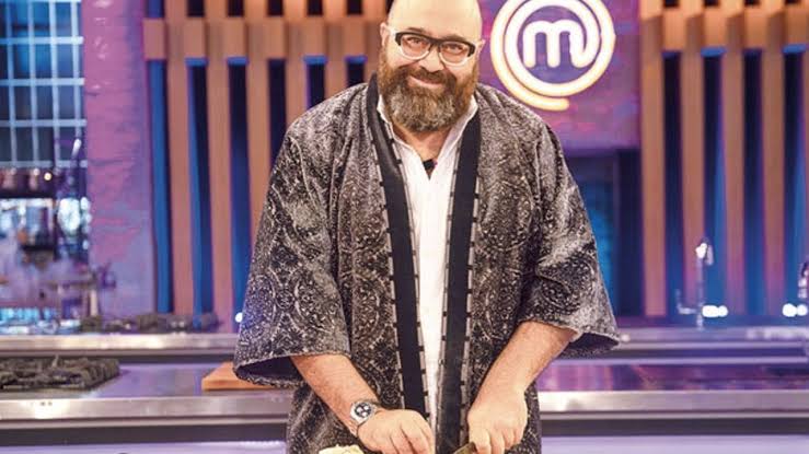 Somer Şef Kimdir, Kaç Yaşında ve Nereli? MasterChef Somer Sivrioğlu'nun Restoranları, Özel Hayatı ve Davasındaki Son Durum! 1 Somer şef
