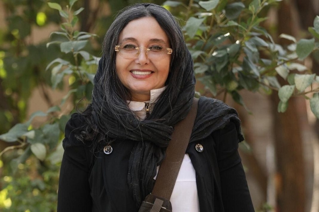Katayoun Riahi 4