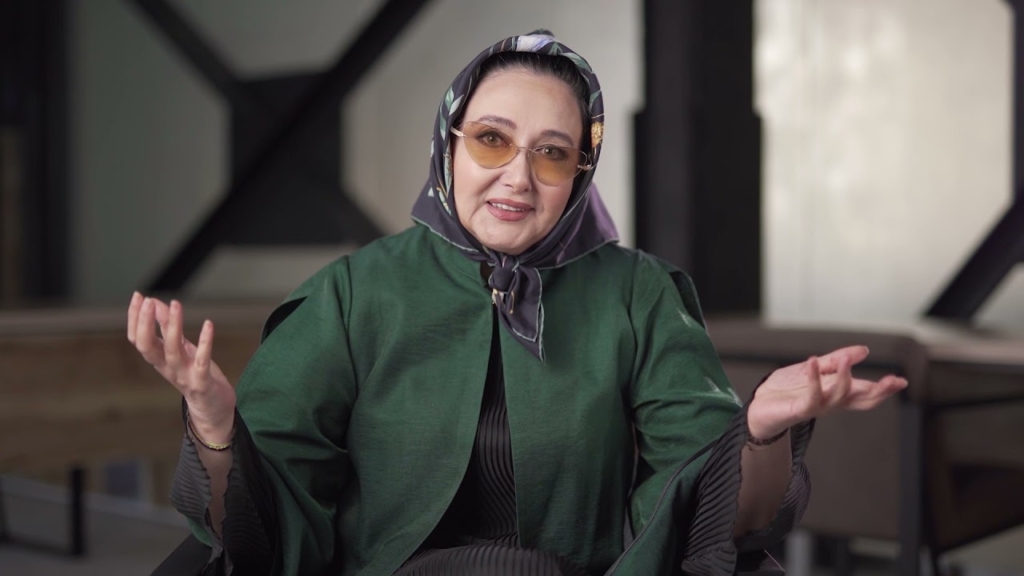 Katayoun Riahi 8