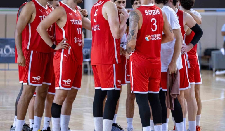 a-milli-erkek-basketbol-takimi-antalya-kampini-tamamladi-U15anr2t.jpg