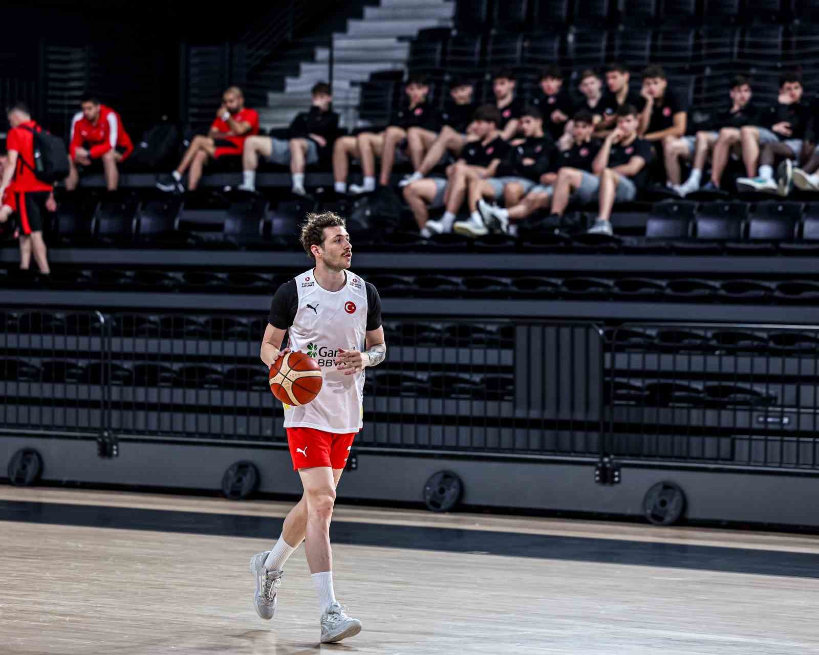 a milli erkek basketbol takimi bosna hersek maci hazirliklarina basladi 1 lElerns7